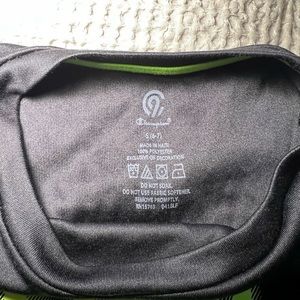 Boy’s athletic C9 Champion shirt size 6-7